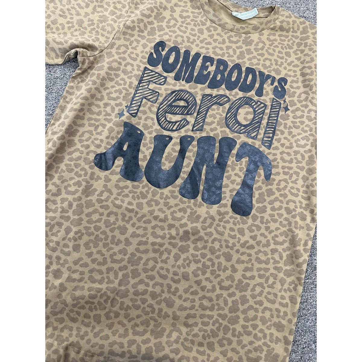 Leopard Feral Aunt tee